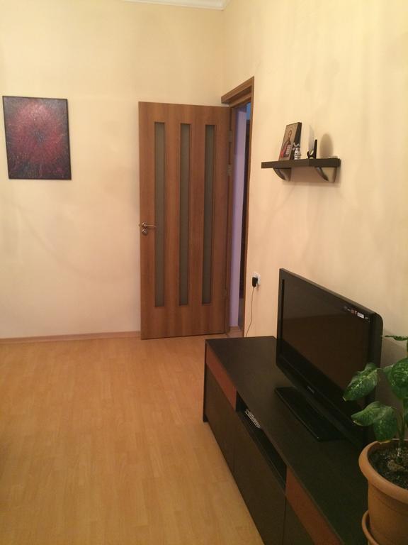 Apartment On Hanrapetutyan Street Erevan Exterior foto