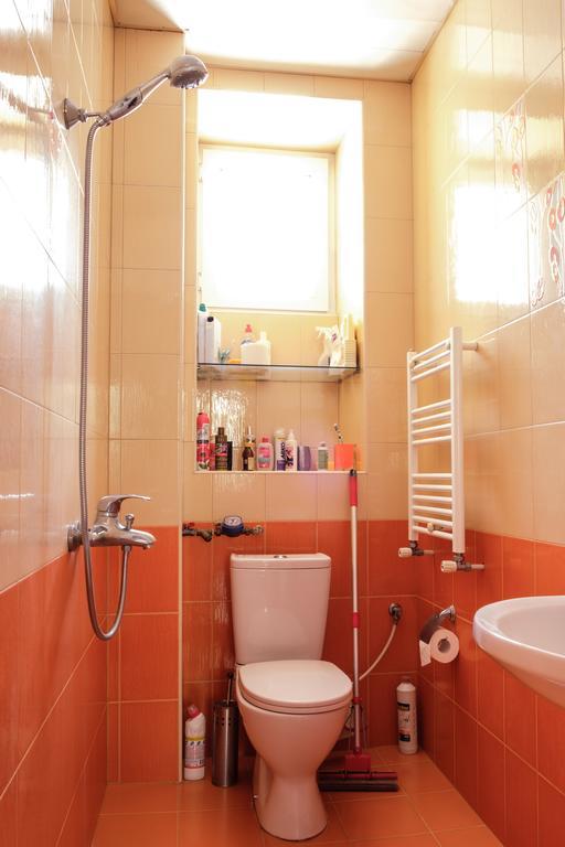 Apartment On Hanrapetutyan Street Erevan Exterior foto